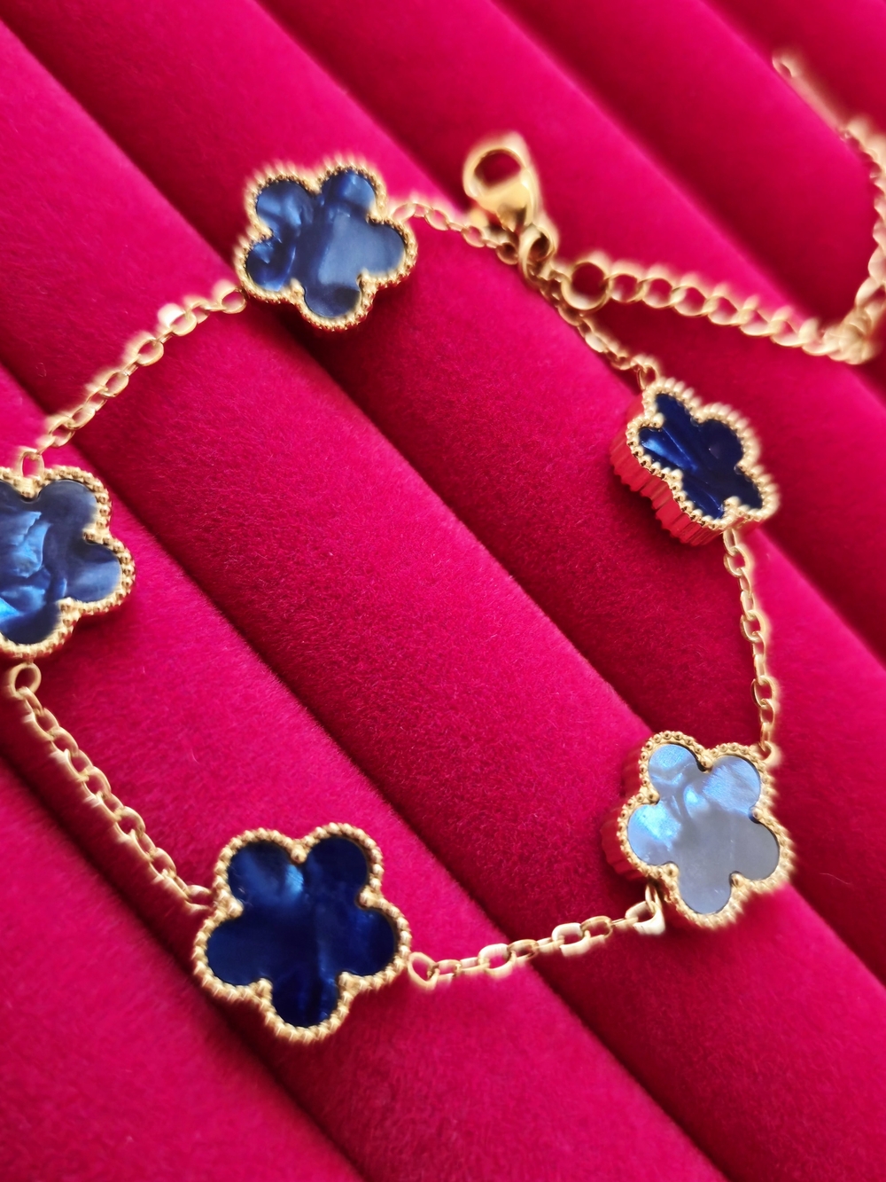 18K Gold Clover Bracelet w/ Glimmering Blue  Accents B003‎